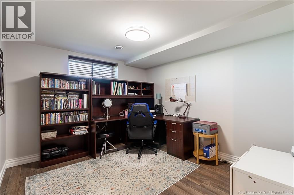 77 Stillwater Drive - 30