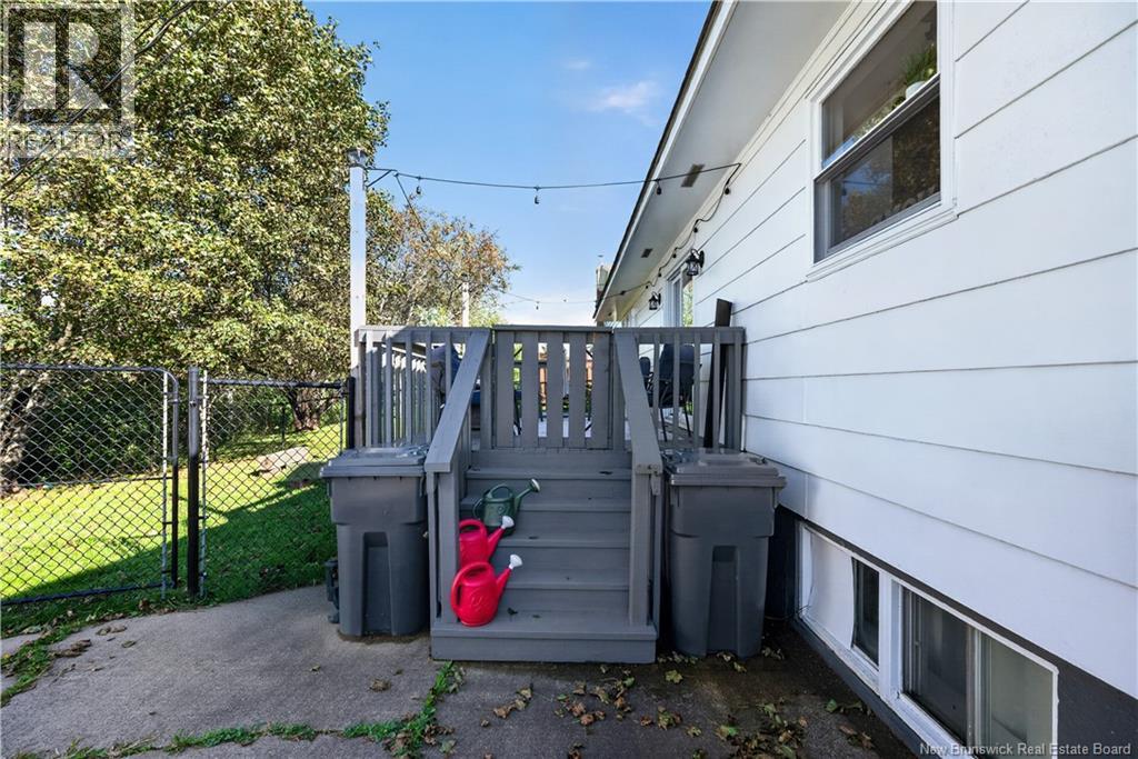833 Frampton Lane - Image 40