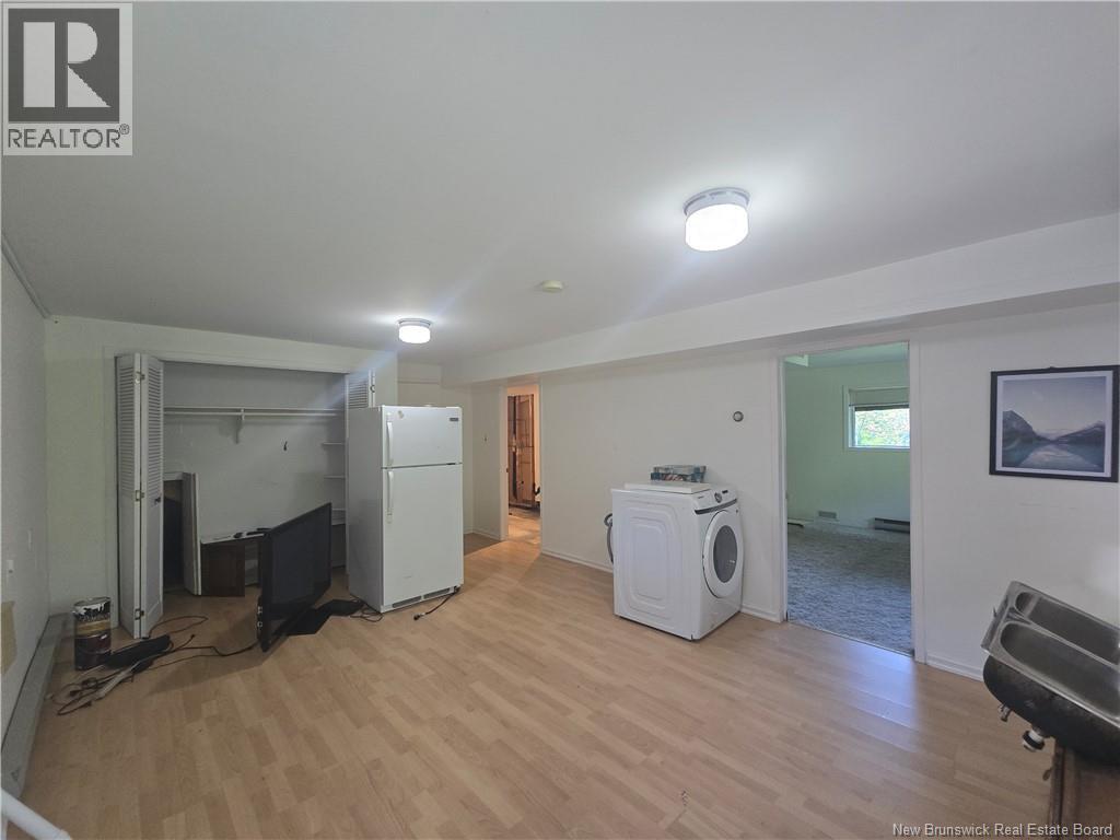 141 Neil - Image 37