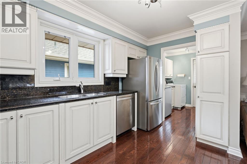 1229 NATHANIEL Crescent - Image 15
