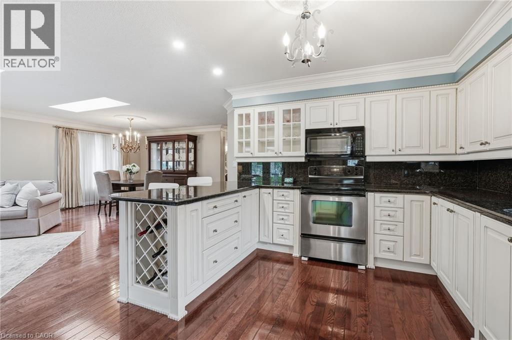 1229 NATHANIEL Crescent - Image 14
