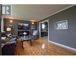 2-8 Hawks Nest Road thumbnail 12