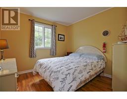 2-8 Hawks Nest Road thumbnail 19
