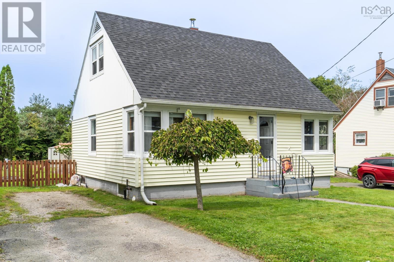 100 Brunswick Street, Yarmouth — photo 3