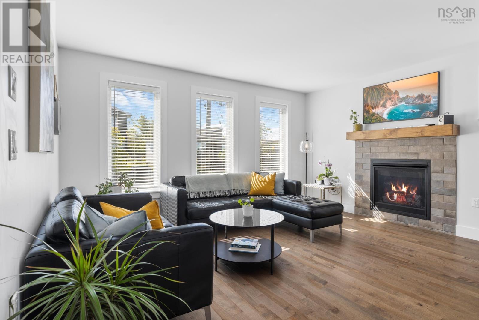 15 ALPINE Court, Bedford — photo 4