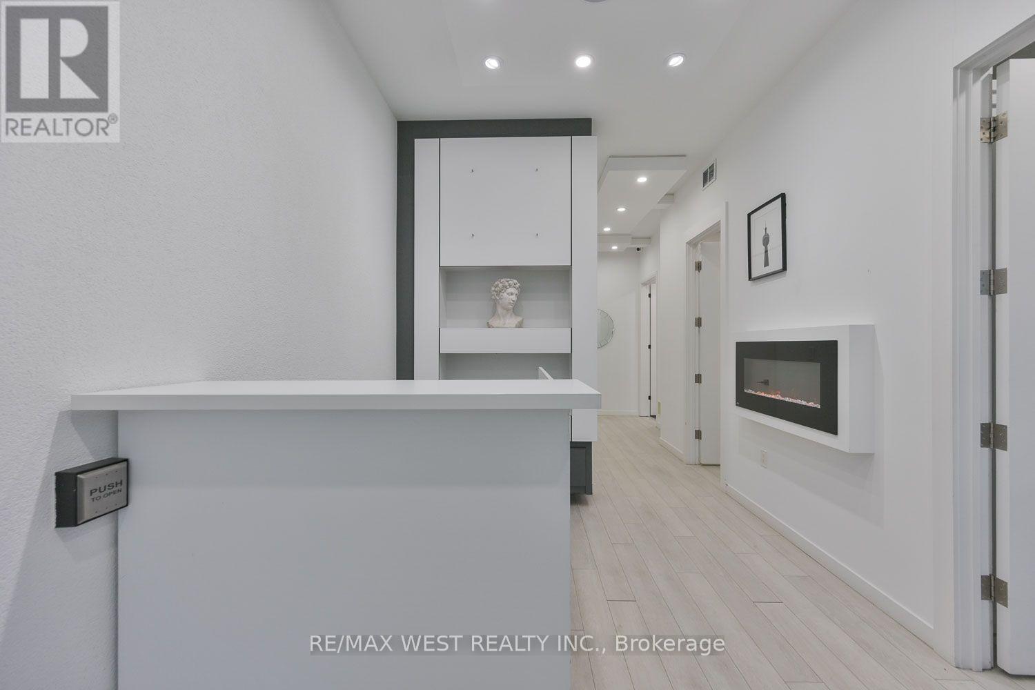 2 - 401 KLEINBURG SUMMIT WAY, Vaughan (Kleinburg) — photo 3