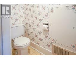 39 Oakdene Avenue, Kentville, NS B4N2B6 Photo 28
