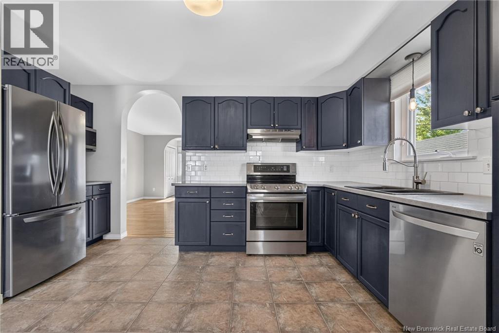 27 Stoneham Drive - Image 12