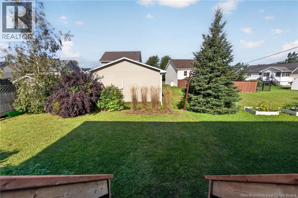 27 Stoneham Drive - Image 17