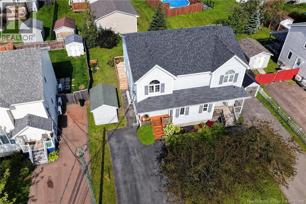 27 Stoneham Drive - 46