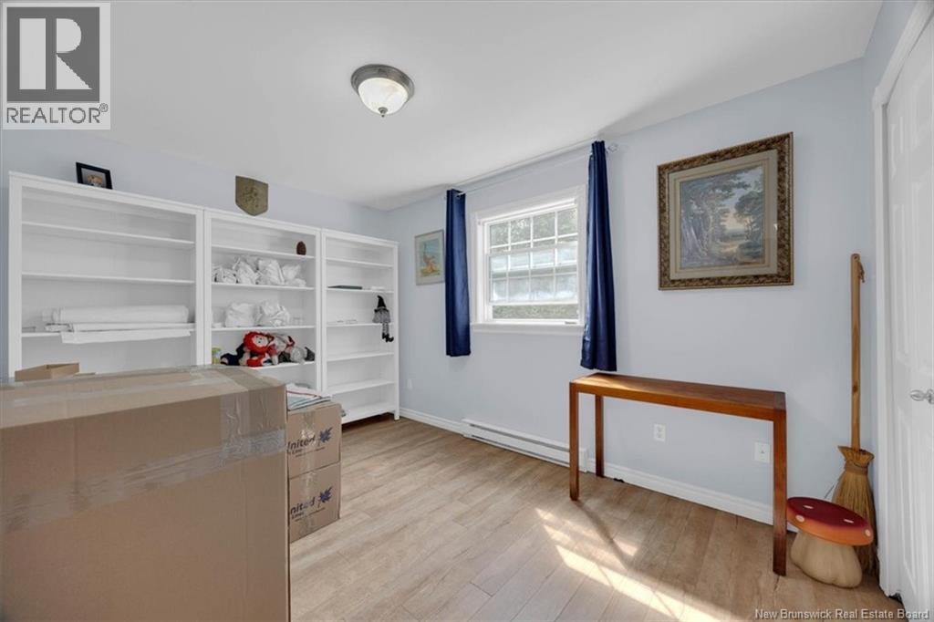 1 Tagish Road - 13