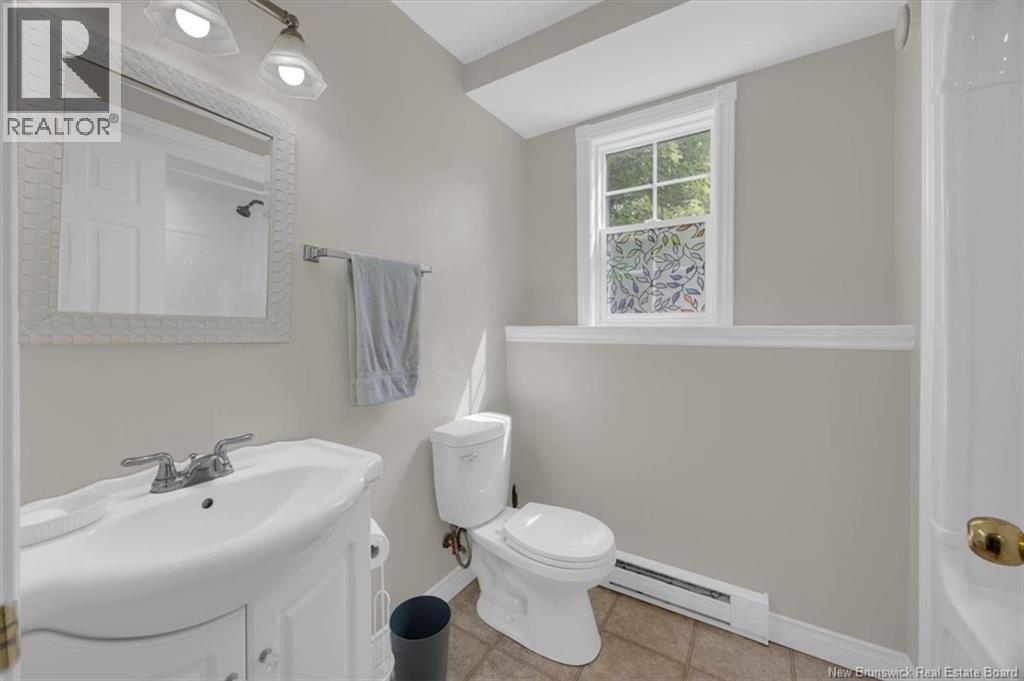 1 Tagish Road - Image 17
