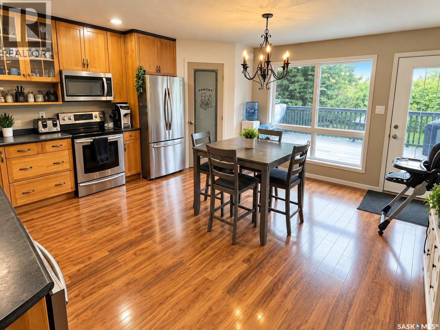 306 Centre AVENUE, Meadow Lake — photo 5