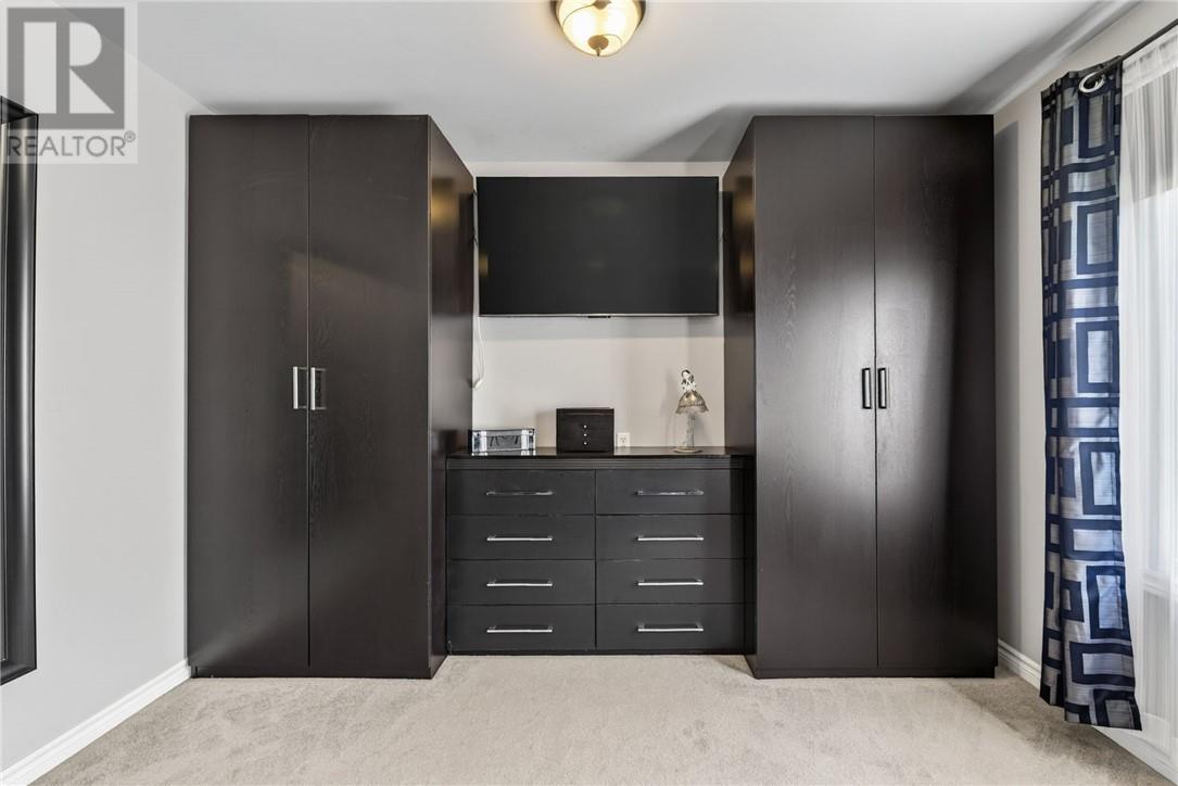 314 Tenth Avenue - Image 24