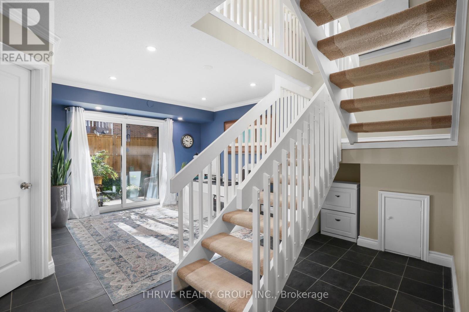 5 - 1399 COMMISSIONERS ROAD W, London South (South B) — photo 5