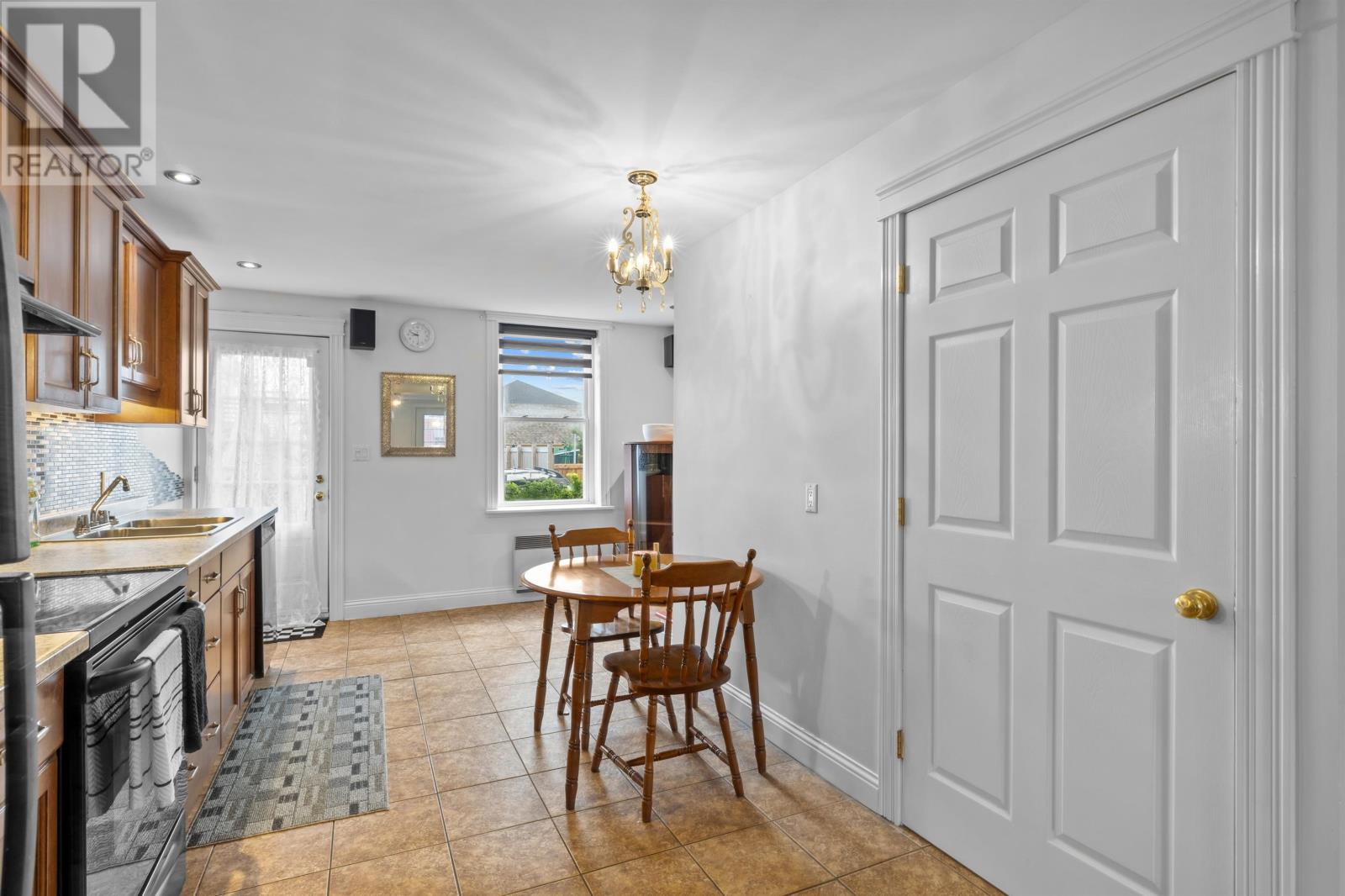 12, 14, 16 Hillsborough Street, Charlottetown — photo 8