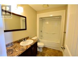 11 Logan Street thumbnail 21