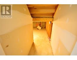 11 Logan Street thumbnail 29