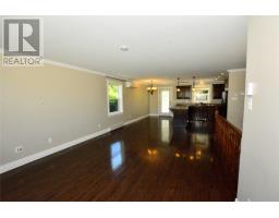 11 Logan Street thumbnail 9