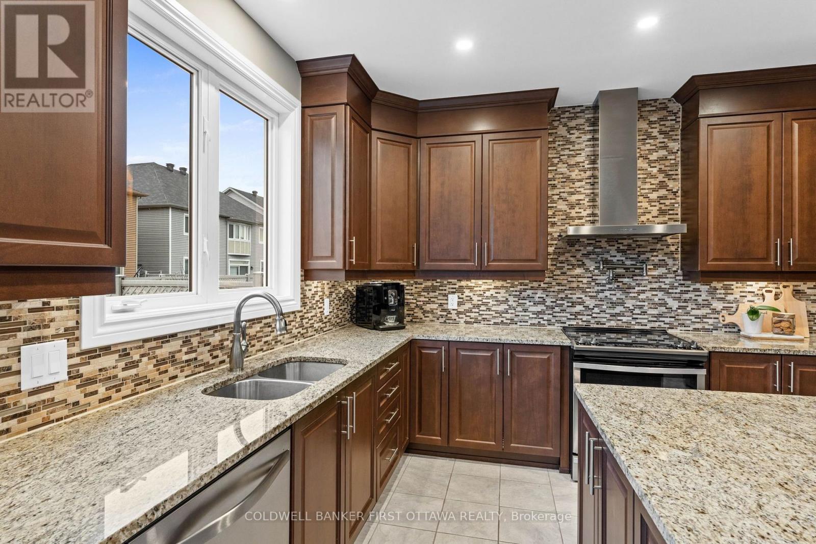 60 GINSENG TERRACE - Image 14