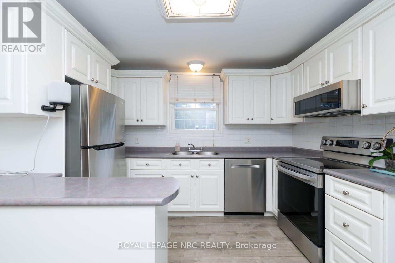 27 CEDARDALE AVENUE - 11