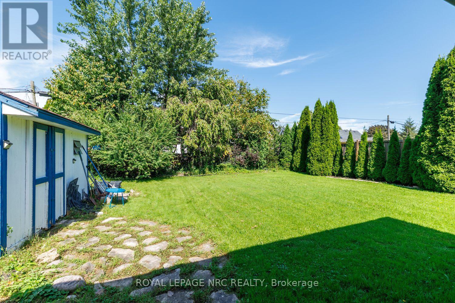 27 CEDARDALE AVENUE - 34