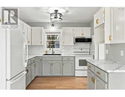 Primary Bedroom - 29 King Street, Digby, NS B0V1A0 Photo 6