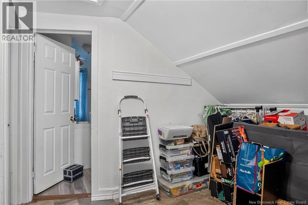 79 Floral Avenue - Image 18