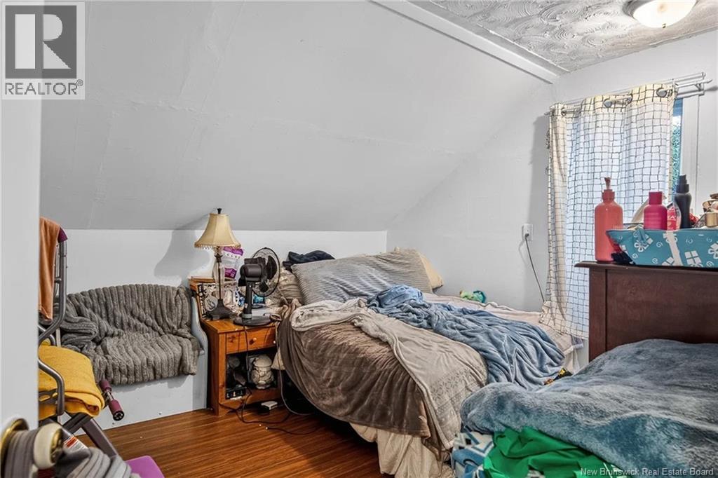 79 Floral Avenue - Image 19