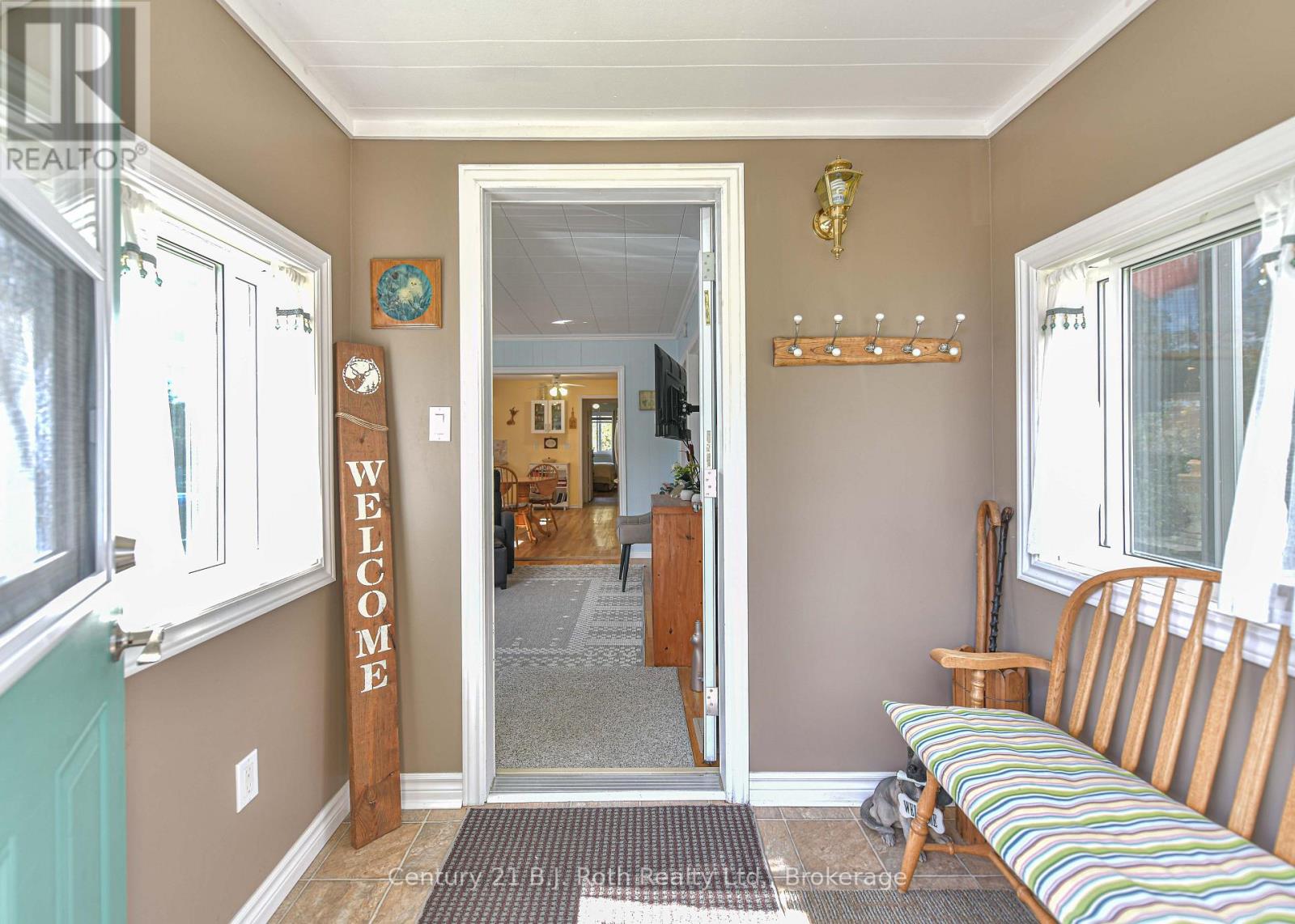 331 MOFFAT STREET - 4