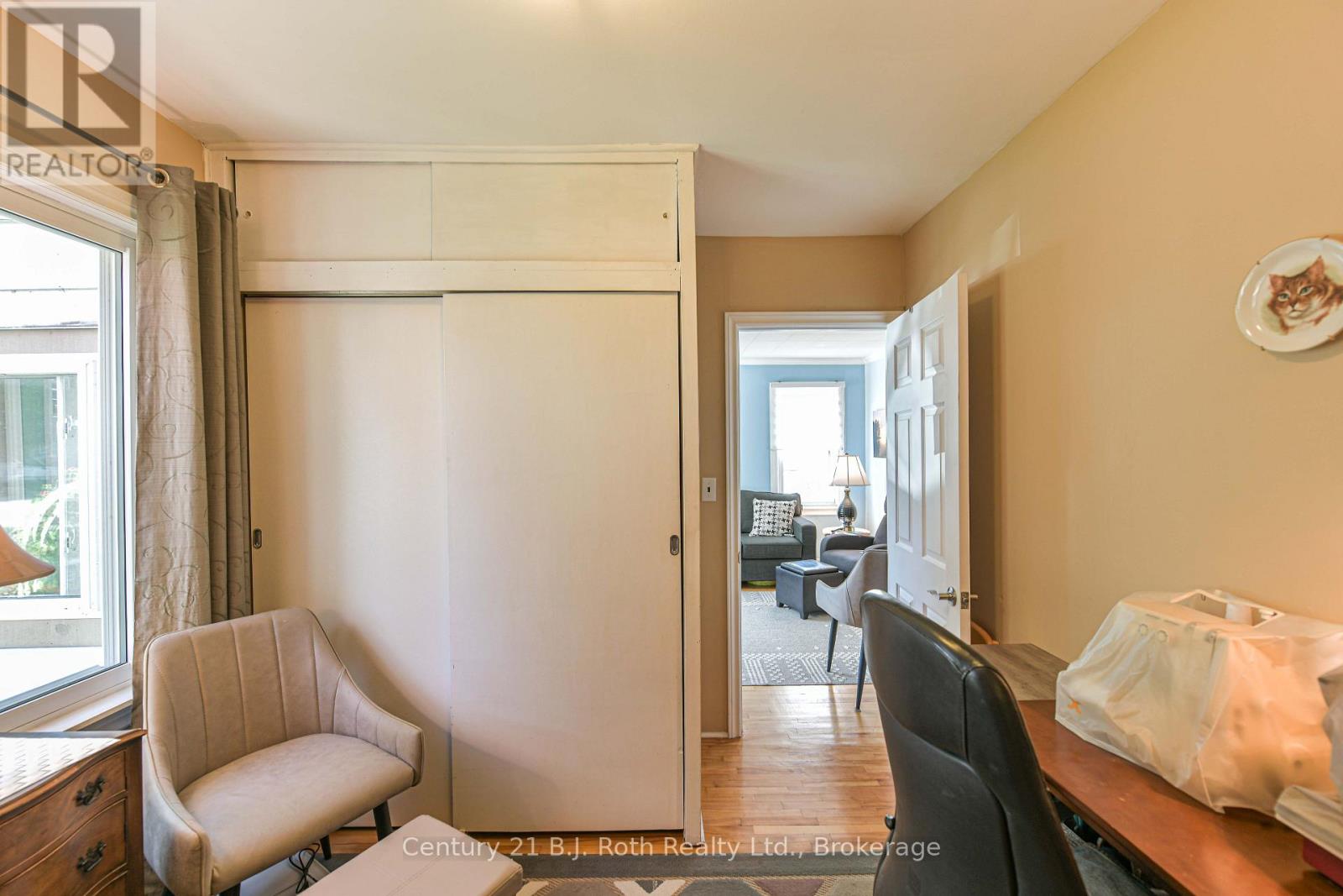 331 MOFFAT STREET, Orillia — photo 9