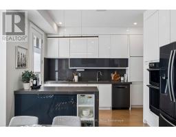 39 Wilmington Avenue, Toronto, ON M3H5J1 Photo 11