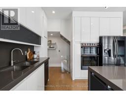 39 Wilmington Avenue, Toronto, ON M3H5J1 Photo 12