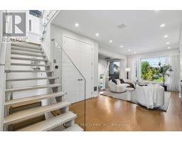 39 Wilmington Avenue, Toronto, ON M3H5J1 Photo 13