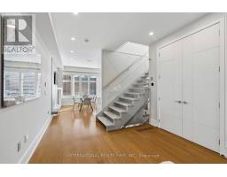 Laundry room - 39 Wilmington Avenue, Toronto, ON M3H5J1 Photo 8