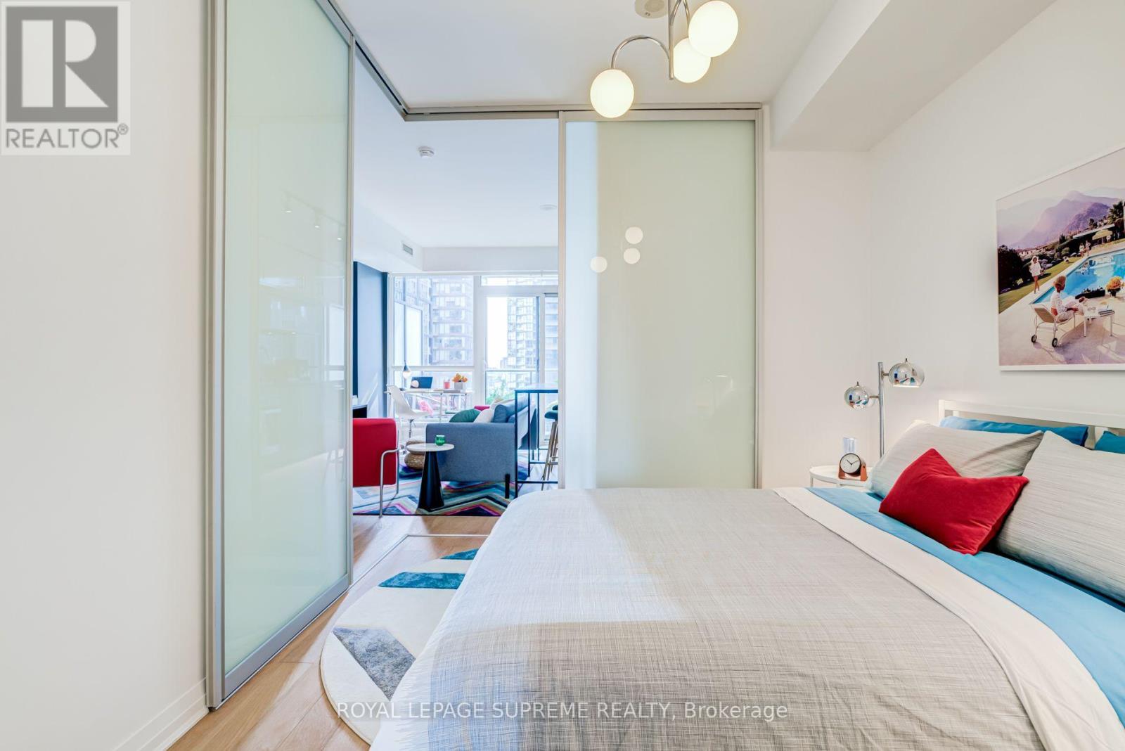 #1710 8 MERCER STREET - Image 12