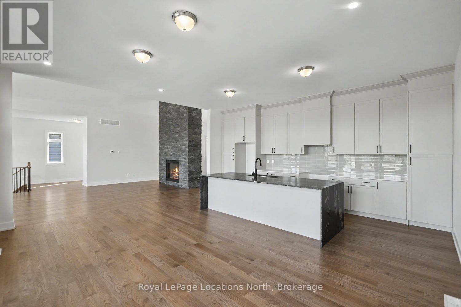 124 DOROTHY DRIVE - Image 14