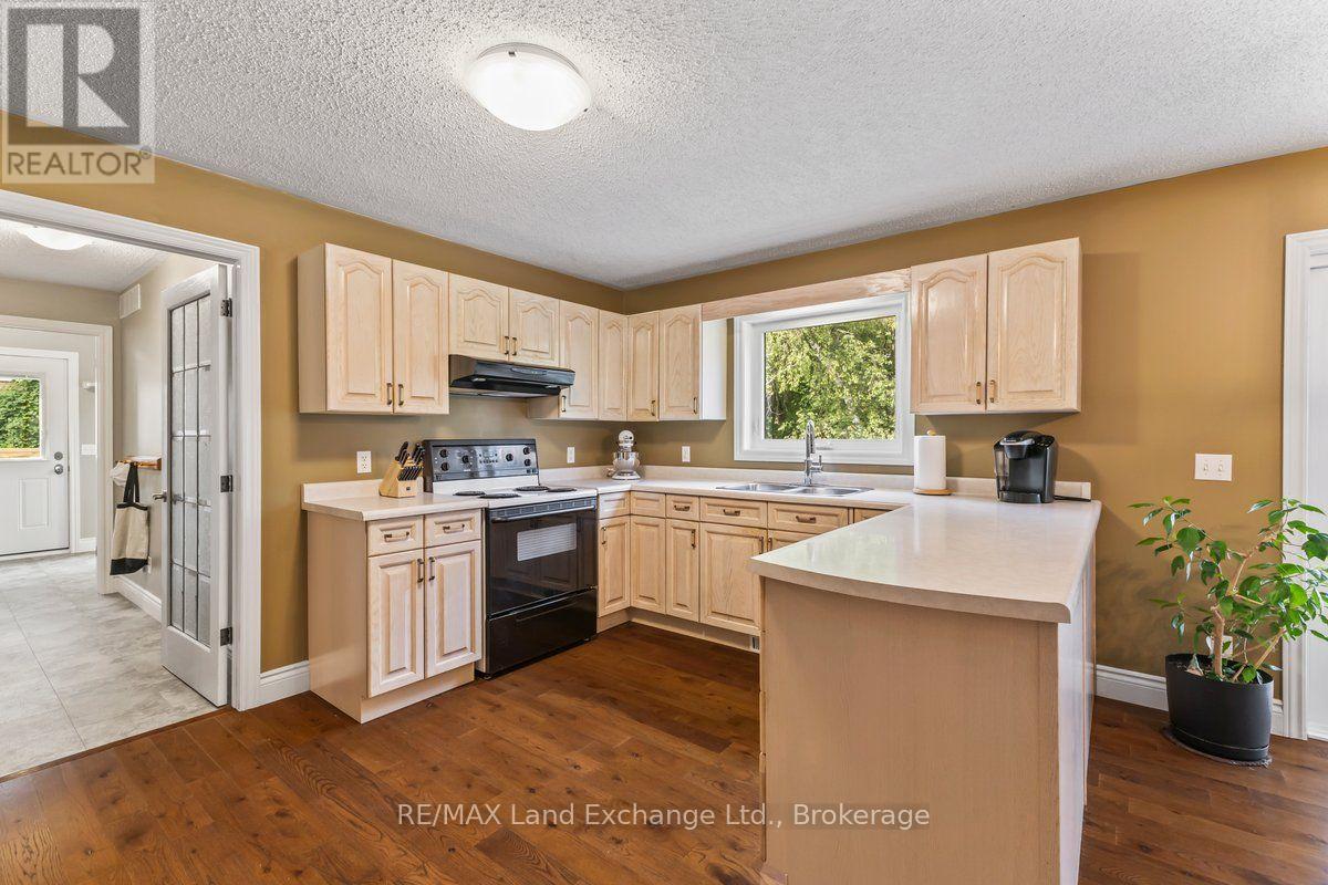 932 PARKWOOD DRIVE, Saugeen Shores — photo 7