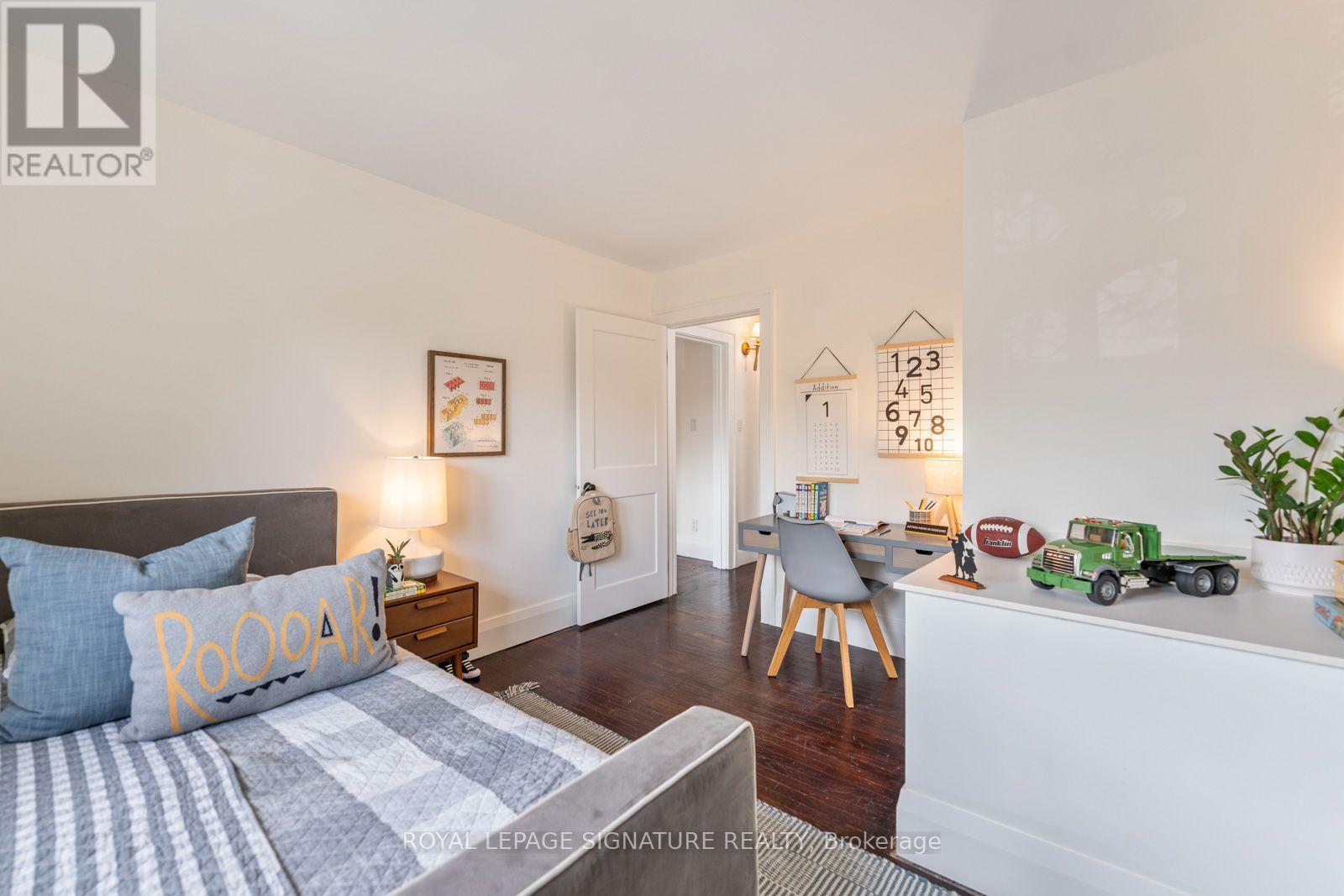 46 ORCHARD PARK BOULEVARD - 19