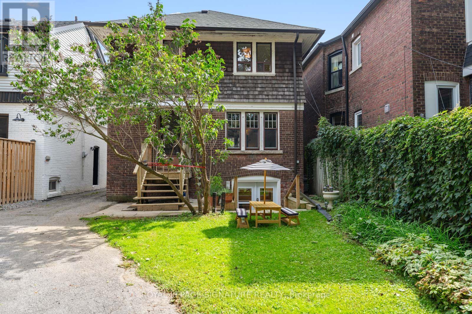 46 ORCHARD PARK BOULEVARD - 32