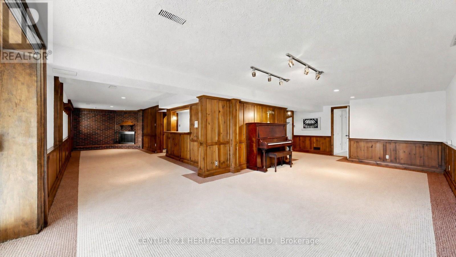 58 JULIA STREET - 33