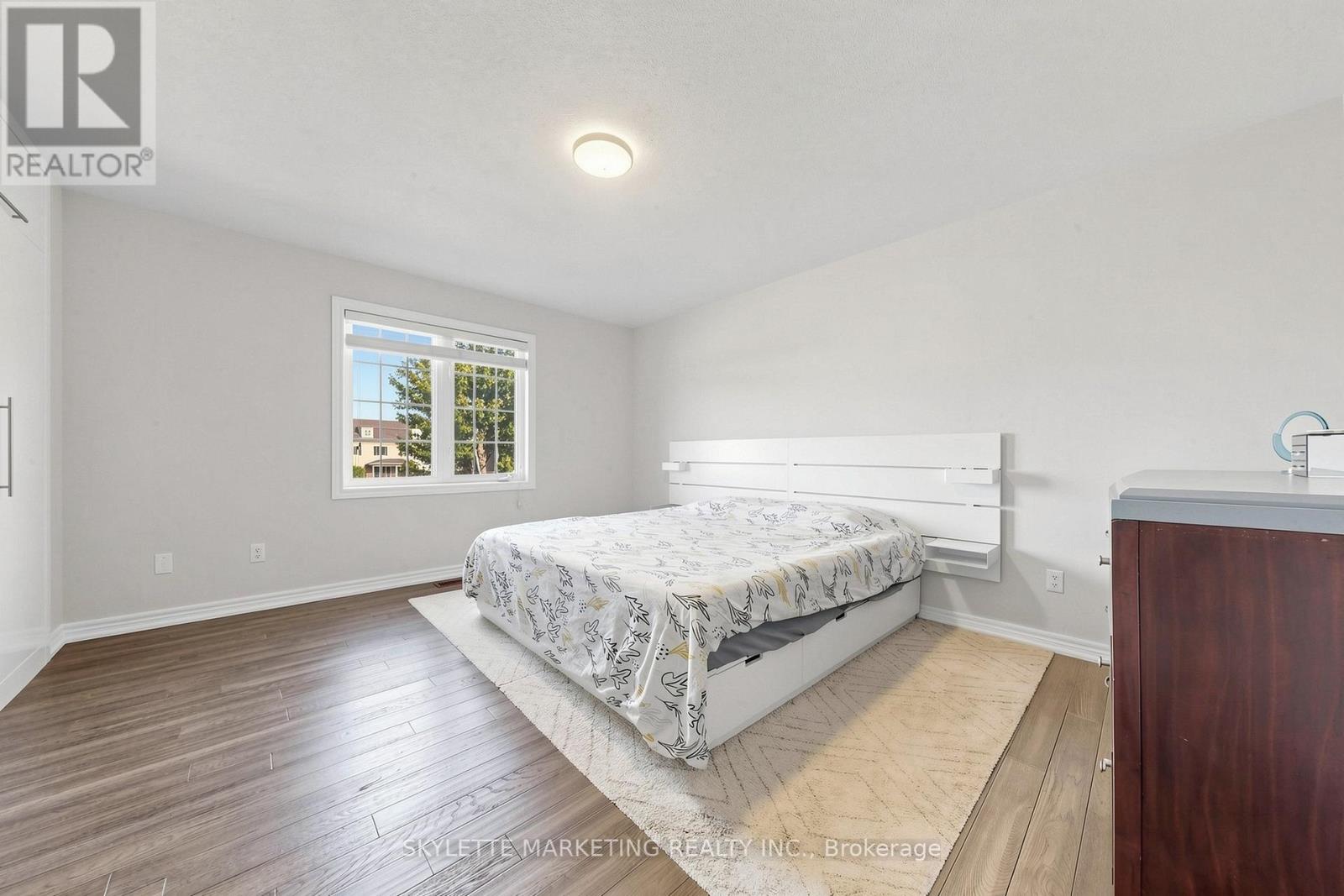 2417 BUR OAK AVENUE - 19