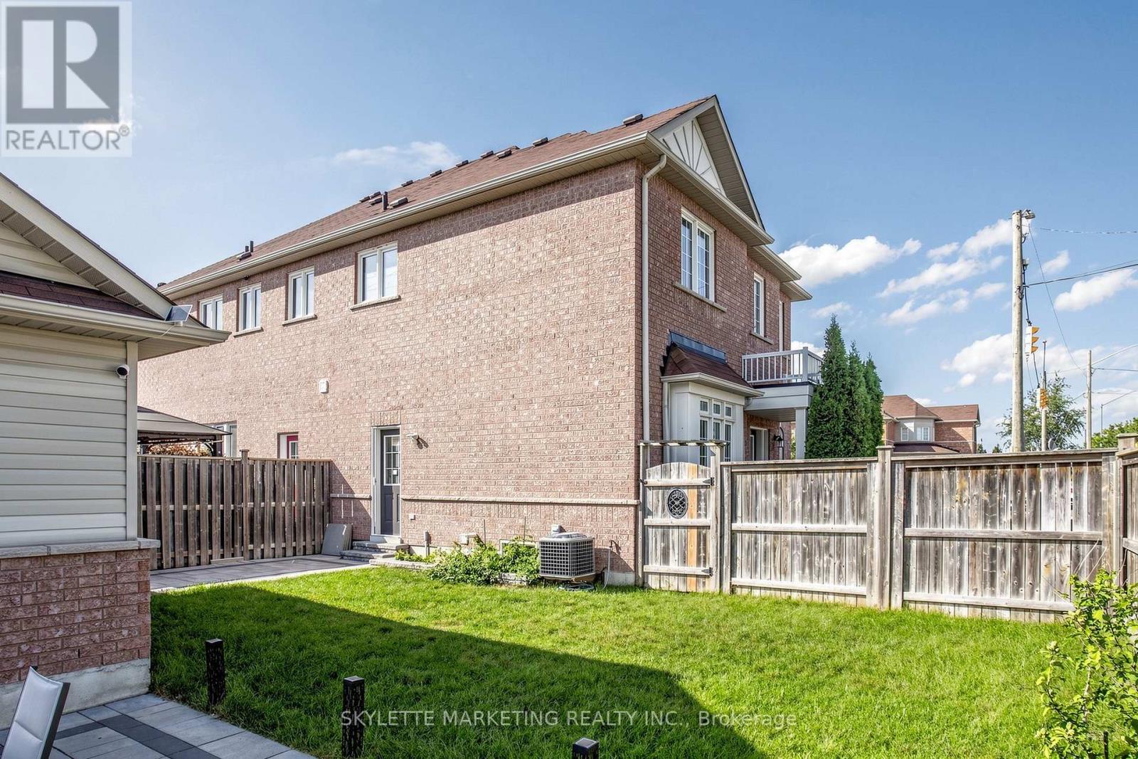 2417 BUR OAK AVENUE - 42