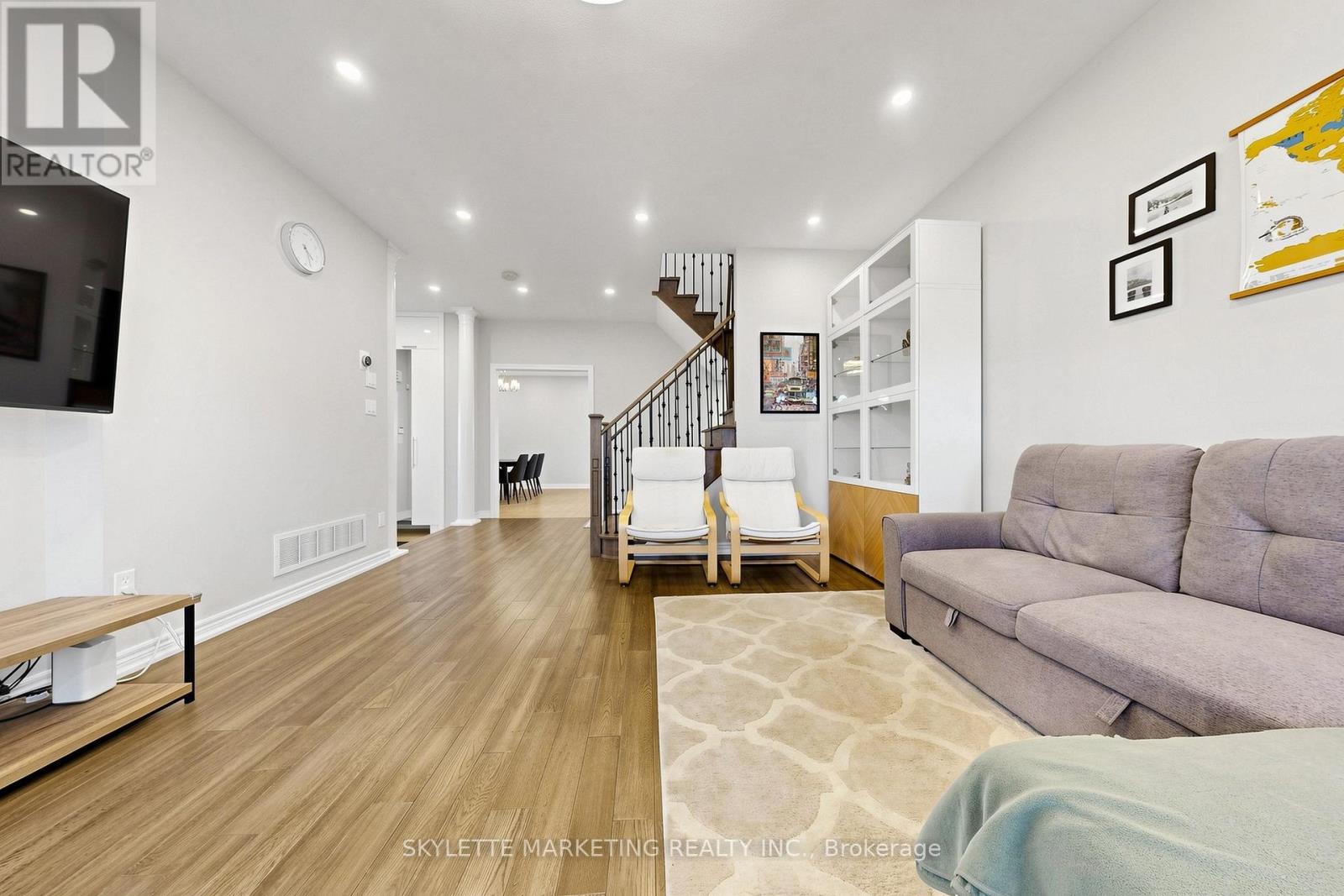 2417 BUR OAK AVENUE - 8