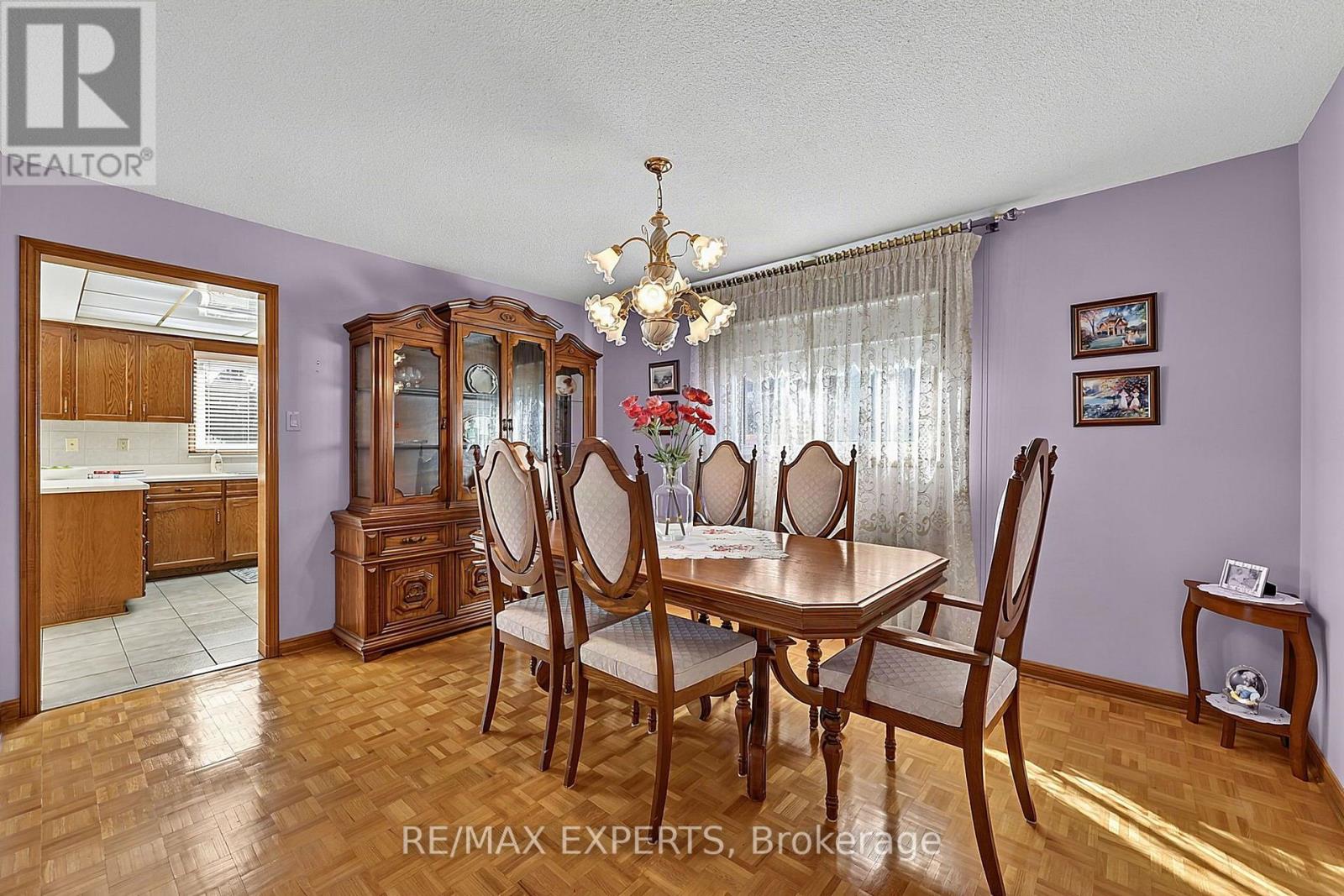 179 BORDEAUX DRIVE - 15