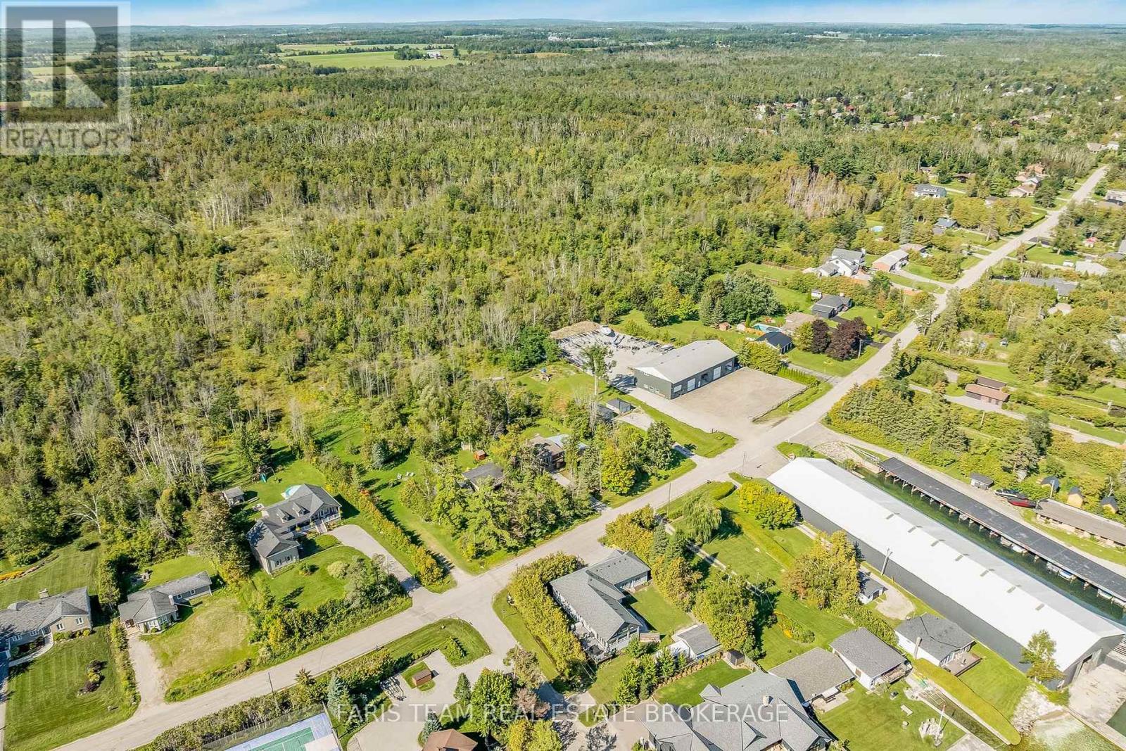 224 LAKESHORE ROAD W - 31