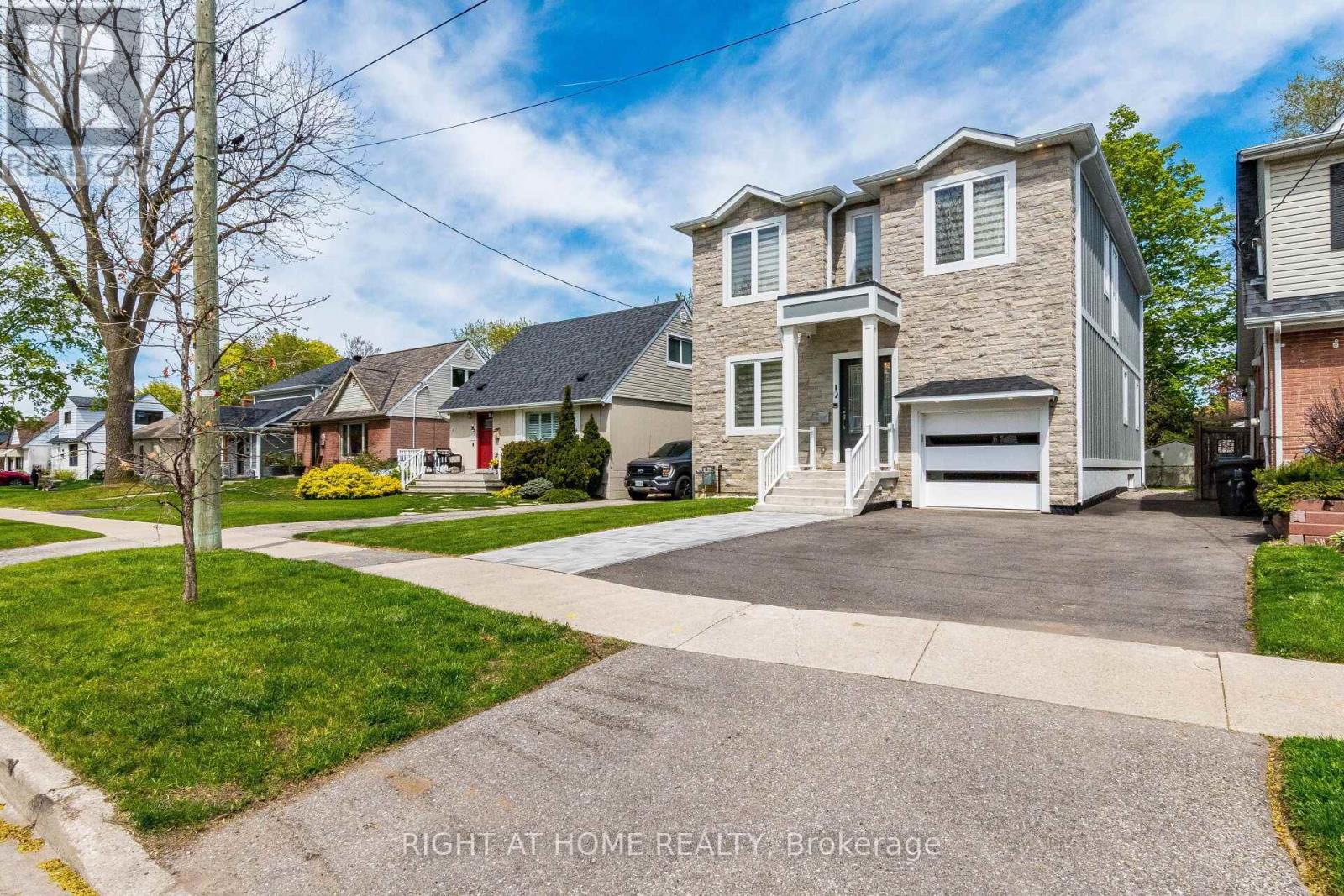 12 THAMES AVENUE - 2