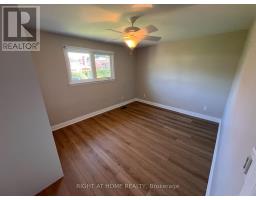 Upper - 30 Norbert Crescent, Toronto, ON M9C3J9 Photo 22
