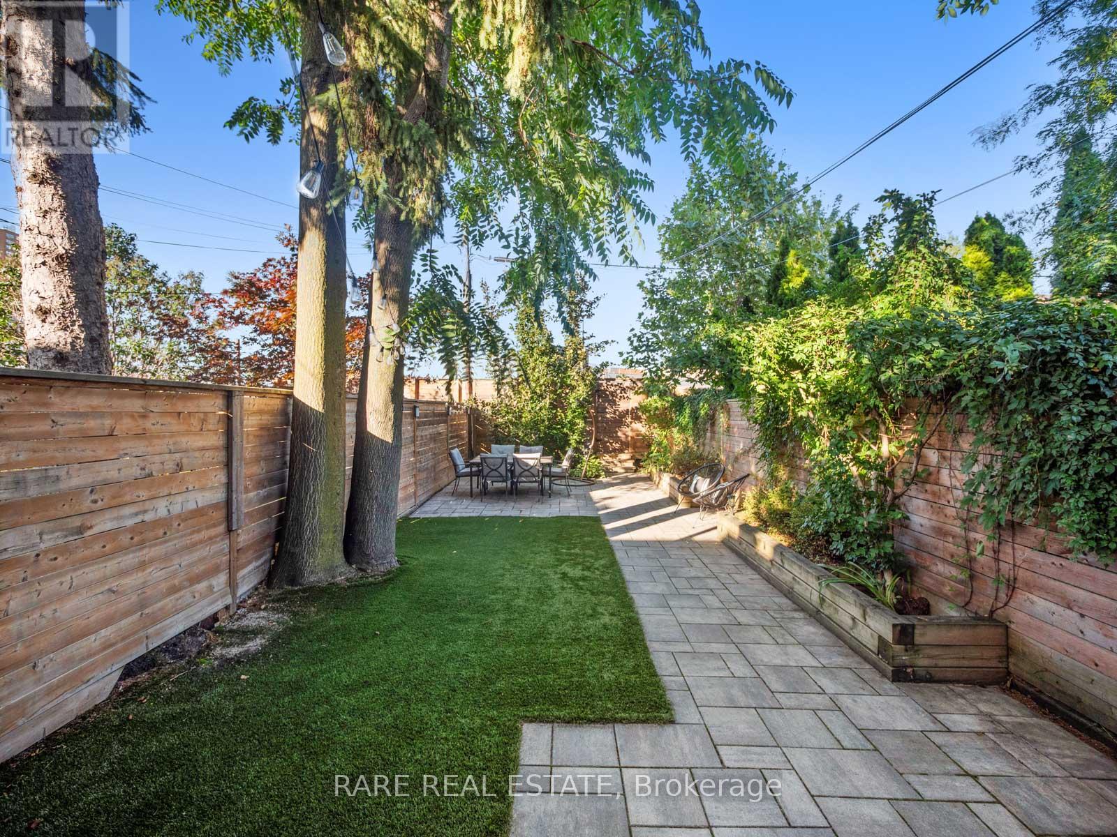 12 HERMAN AVENUE - 21