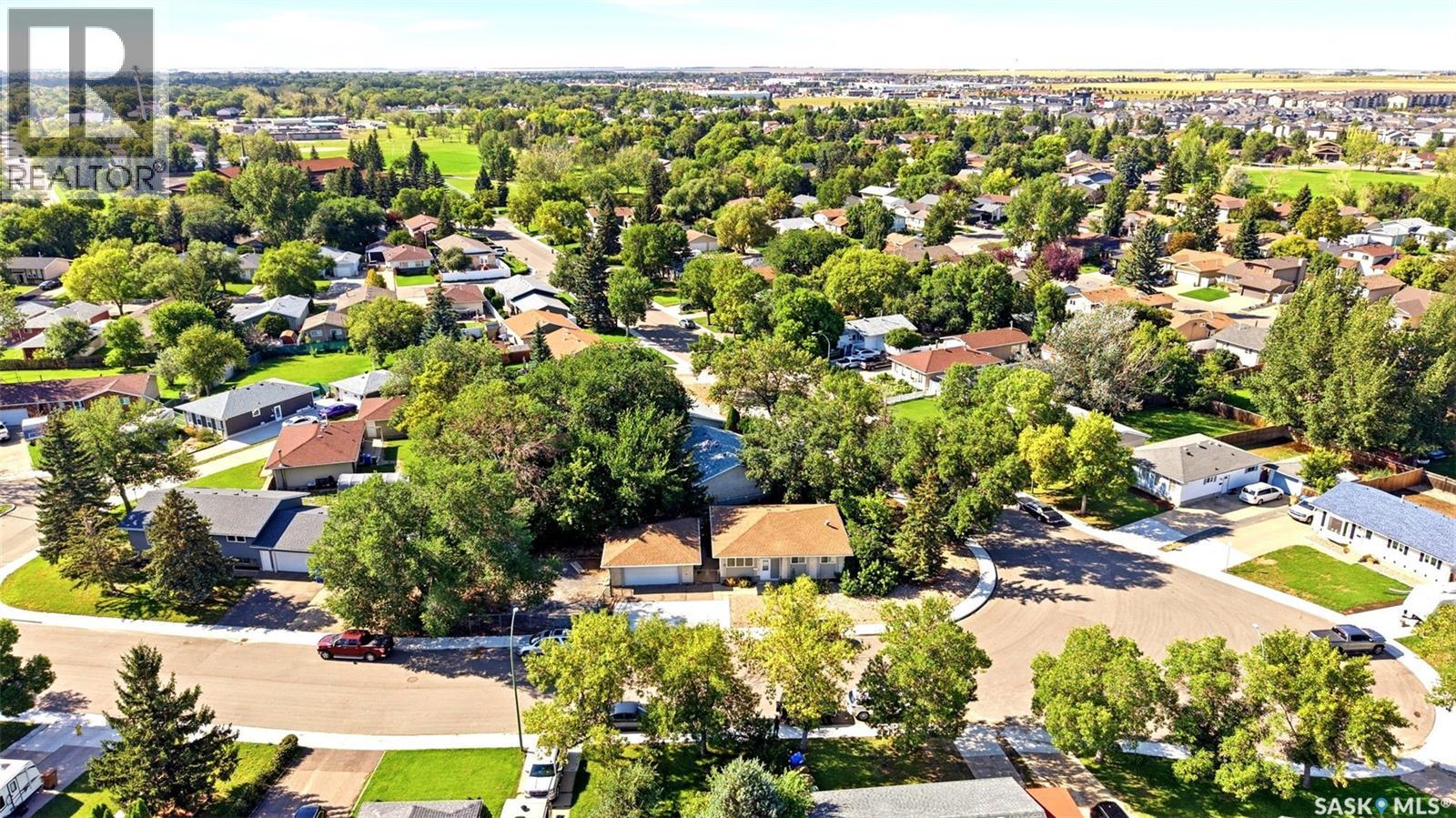 87 Vernon CRESCENT - Image 35